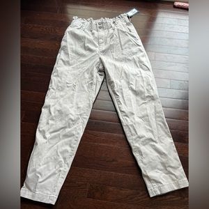 Light Grey Universal Thread Jeans size 8 NWT